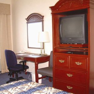 Hotel Best Western Plus Travel Toronto Airport cazare Toronto