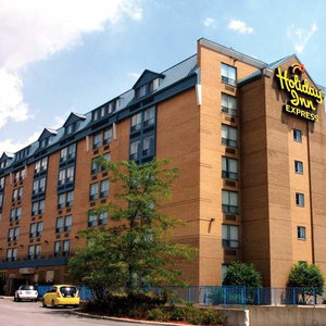 Hotel Holiday Inn Express Toronto North York cazare Toronto