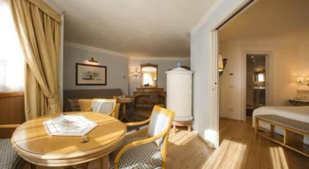 Hotel Alpen Suite