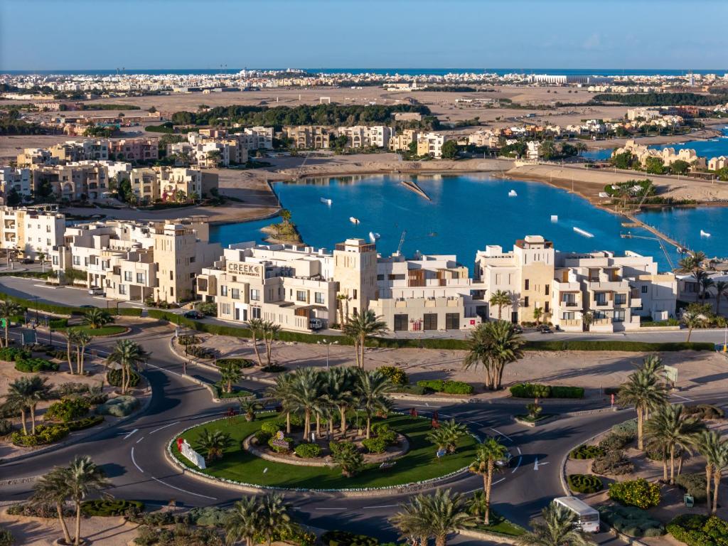 dal travel Creek Hotel & Residences El Gouna