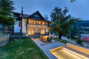 Hotel Blend Mountain Villa cazare Busteni