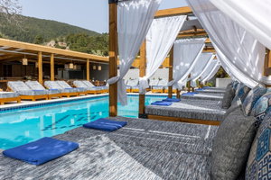 Hotel Theros cazare Skiathos