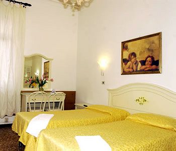 Hotel Airone