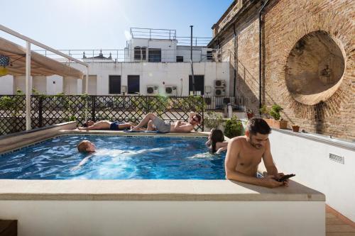 Hotel Oasis Backpackers Hostel Sevilla