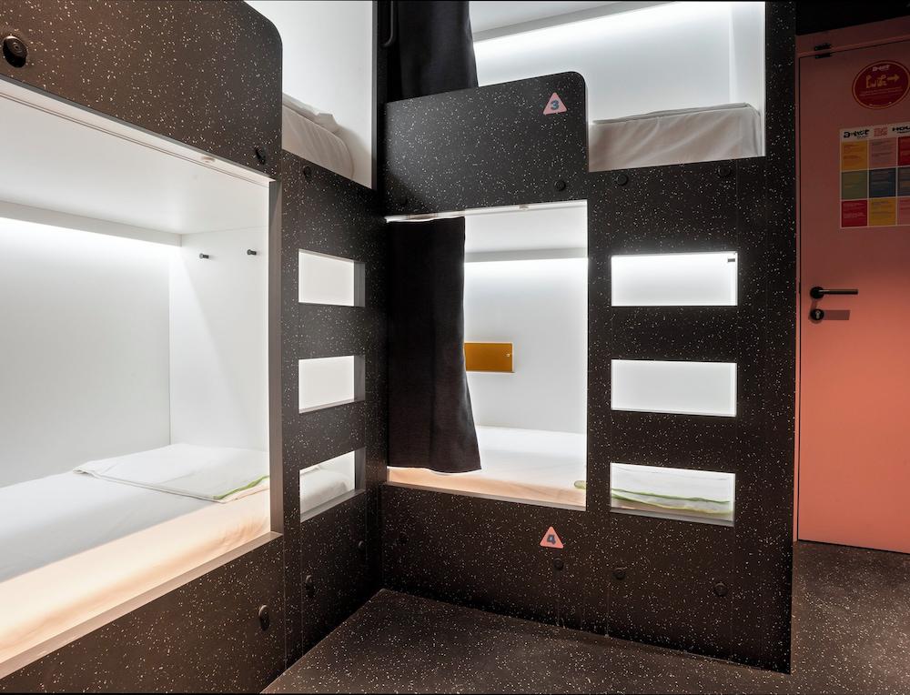 Amistat City Hostel