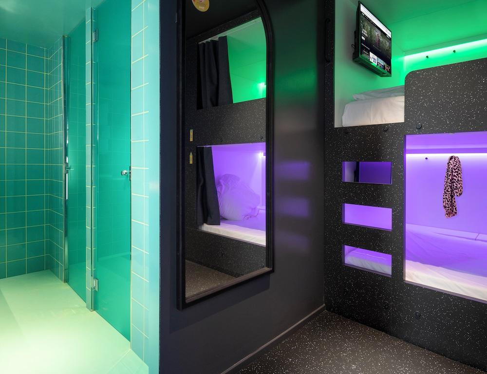 Amistat City Hostel