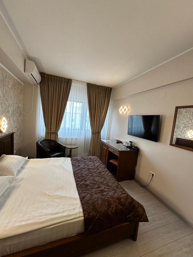 Hotel Ana