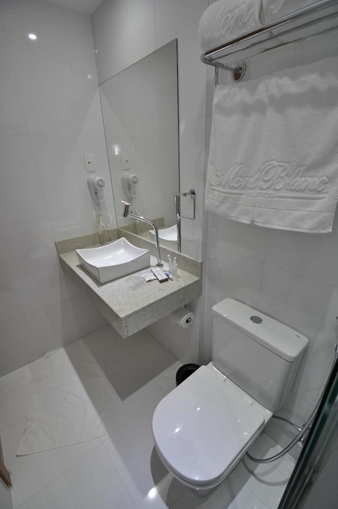 Mont Blanc Suites Duque De Caxias