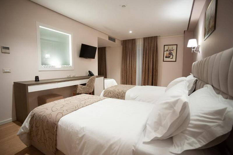 Doanesia Premium Hotel And Spa