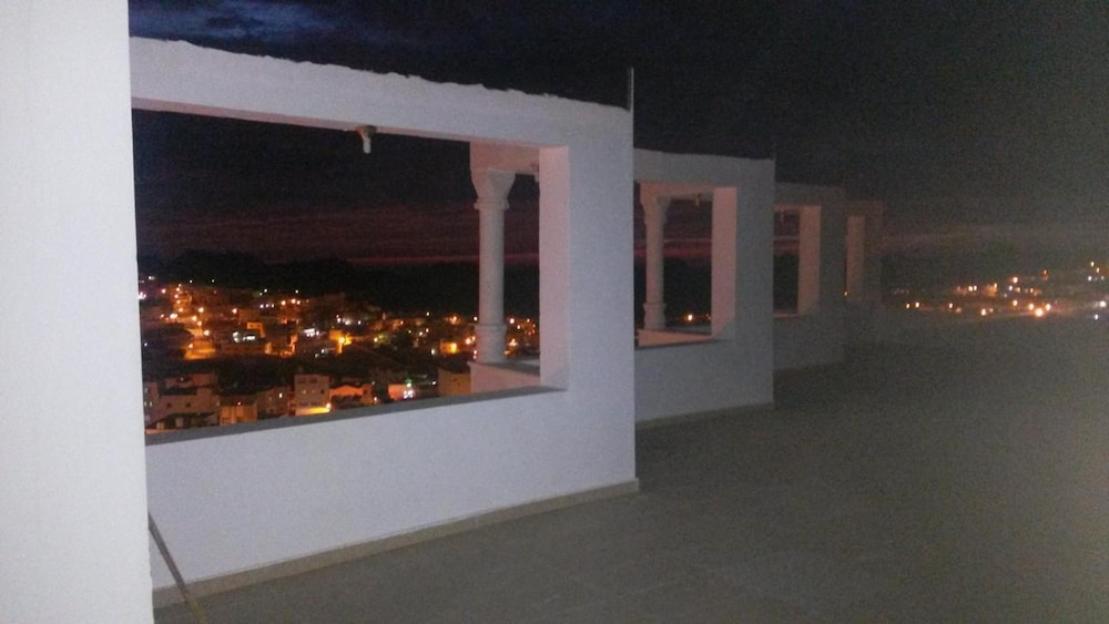 Sharah Mountains Hotel