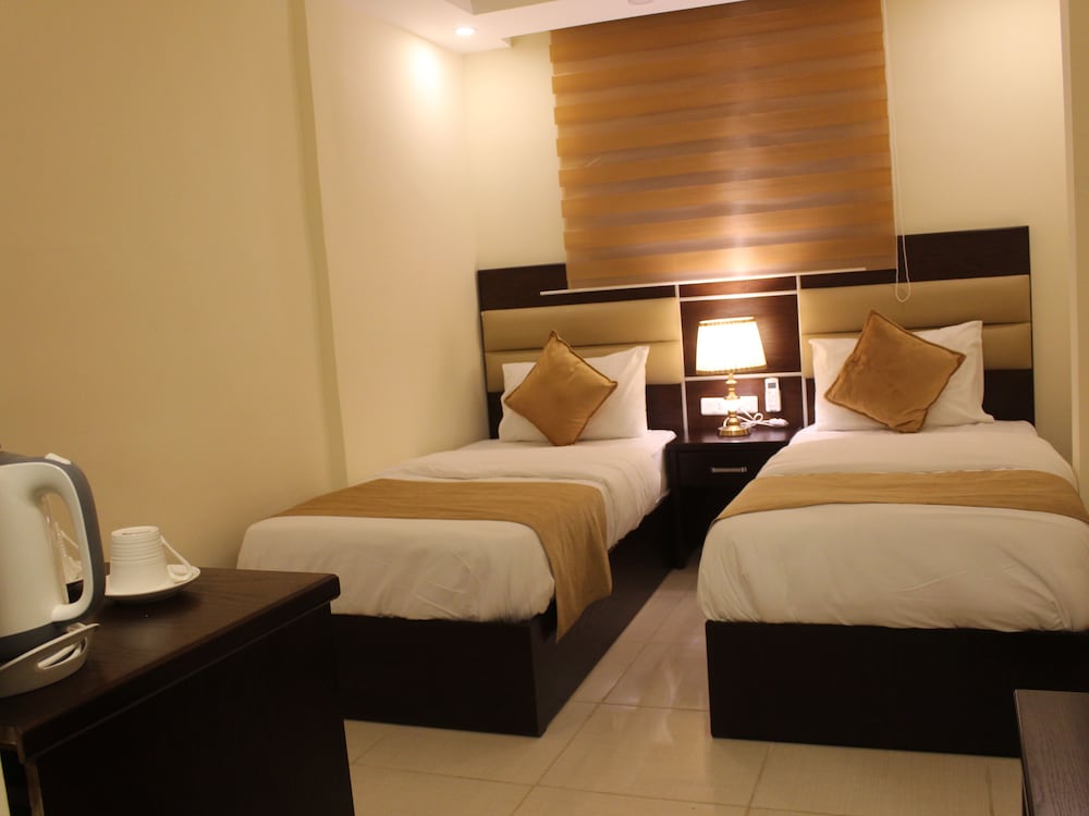 Shaqilath Hotel