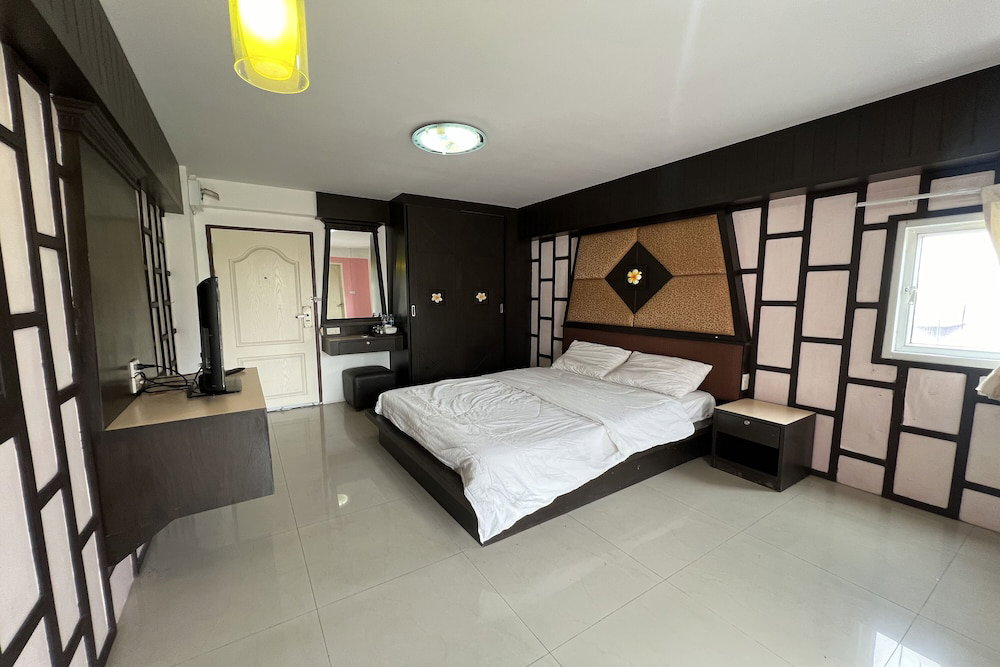 Phongsathon Mansion