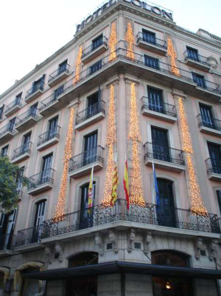 Lamaro Hotel