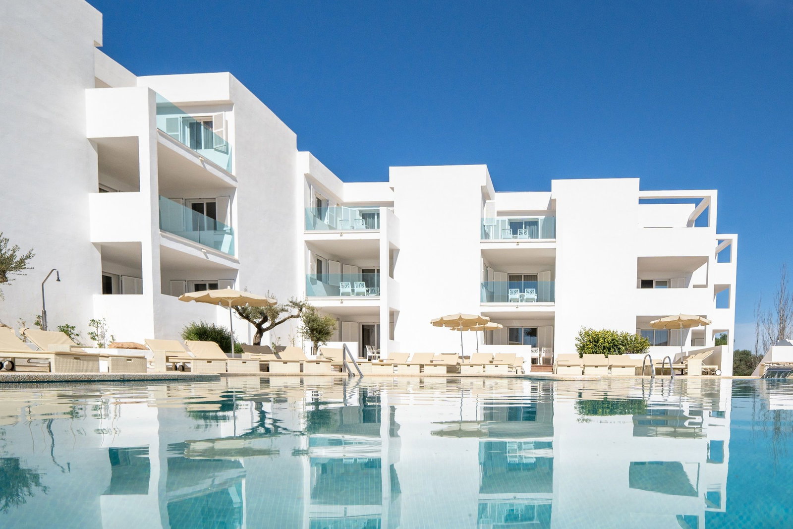 dal travel Marsenses Ferrera Blanca Hotel Family