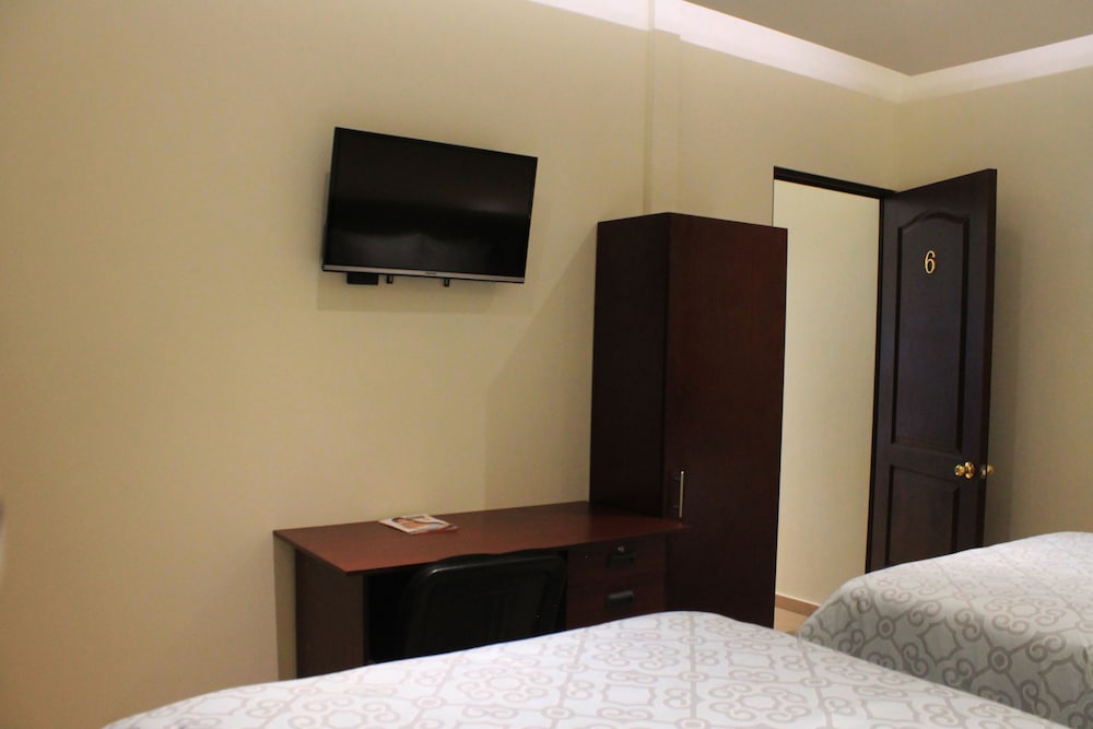 Hotel All Days Inn And Out