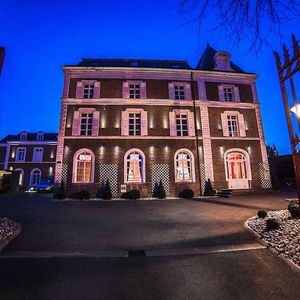 Hotel The Originals Boutique La Maison Rouge Lens West cazare Noeux-les-Mines
