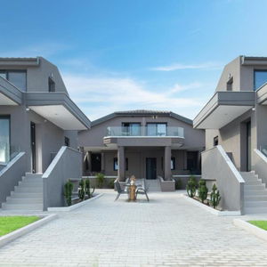 Hotel Mykoniatika Villas cazare Halkidiki