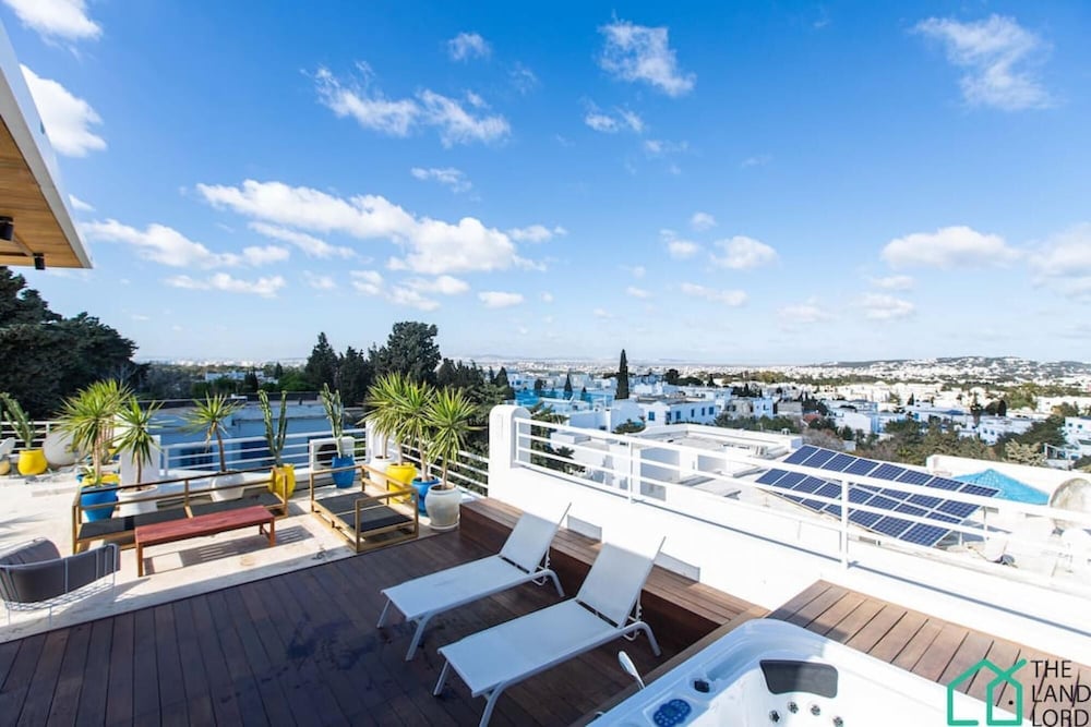 Hotel Panoramic View Enjoy A Jacuzzi In Sidi Bou Said