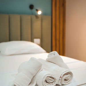 Hotel Blue Wave cazare Himare