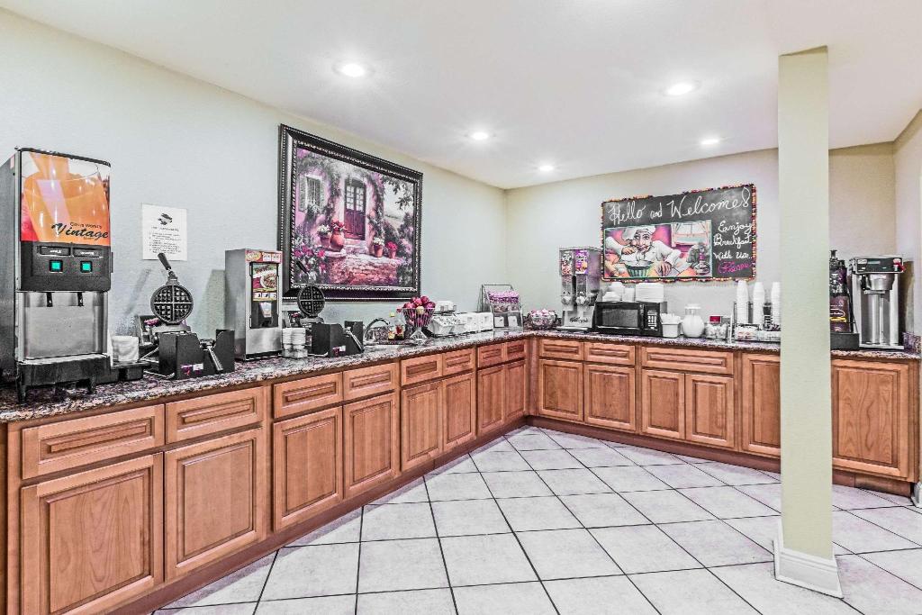 Hotel Super 8 By Wyndham New Orleans