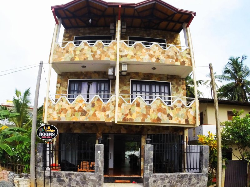 Landd Lodge
