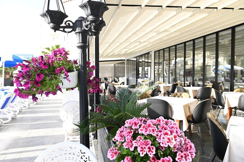 Onufri Hotel & Spa