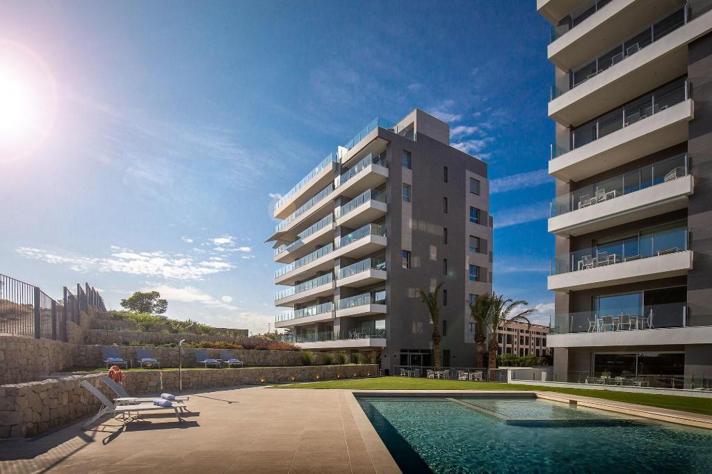 Blue Line Apartment Hotel