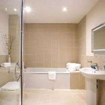 Hotel Inverness City Suites cazare Inverness