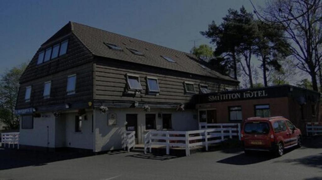 Smithton Hotel