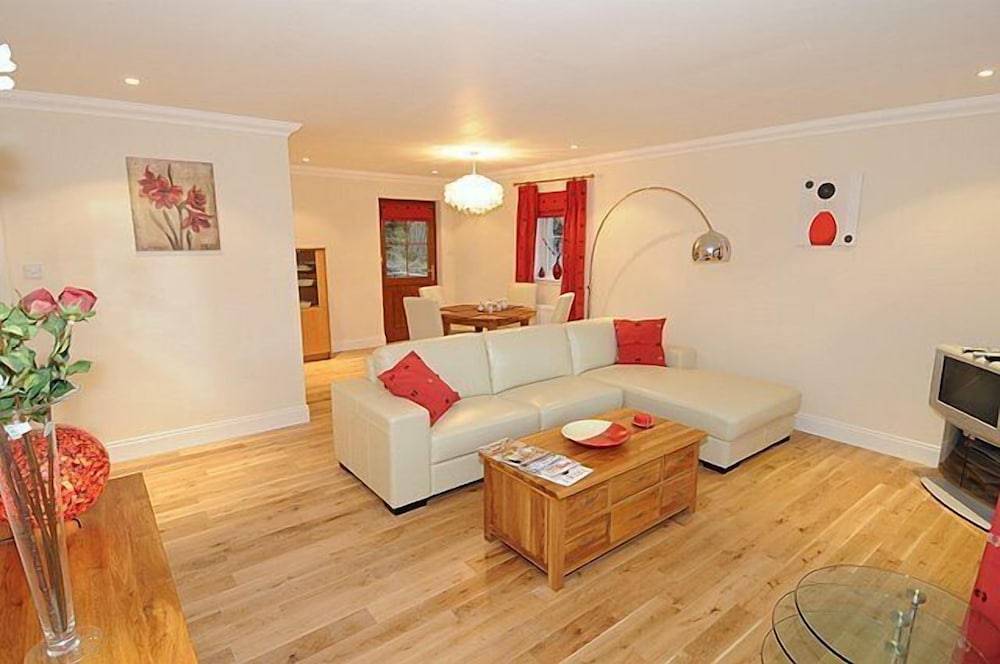 Bcc Lochness Cottages