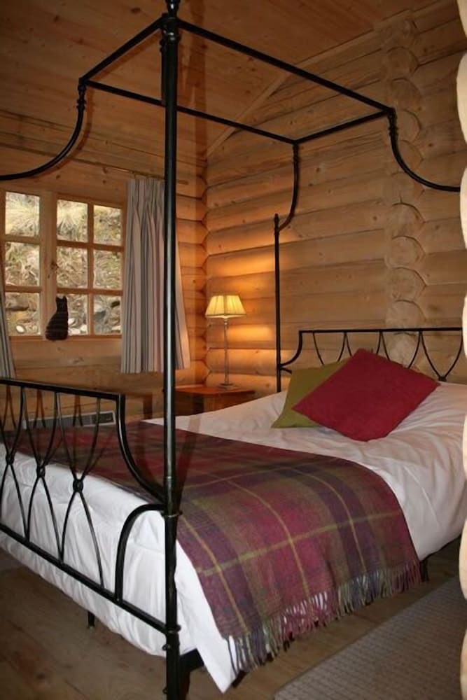 Bcc Loch Ness Log Cabins