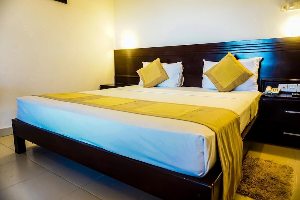 Lavendish Okrin Hotel