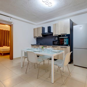 Hotel Sliema Tigne Suites cazare Sliema