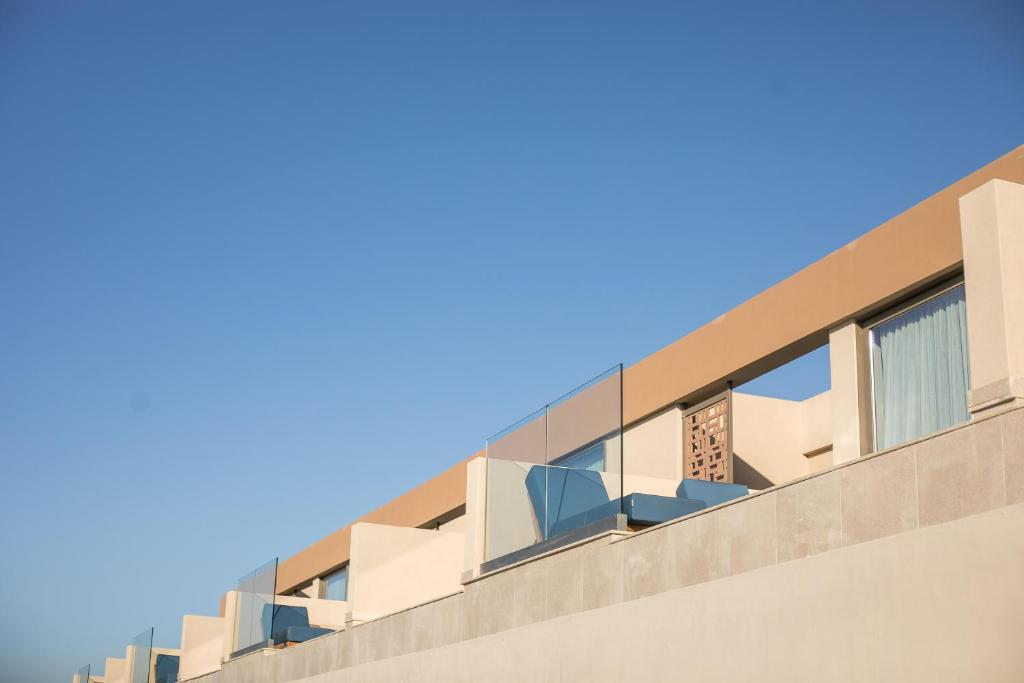 Este Elegant Suites & Villas