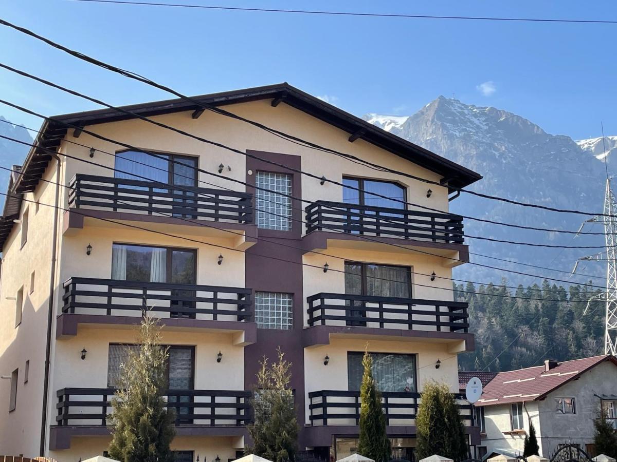 Apartament Holiday
