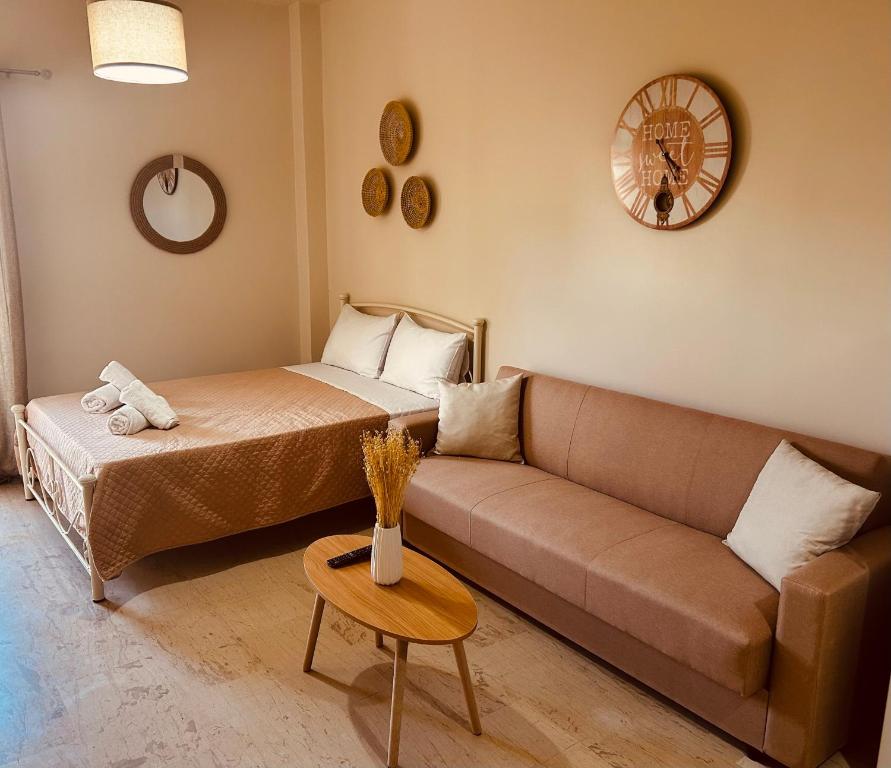 Hotel Central House Karistos Two