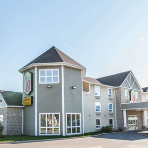 Hotel Super 8 By Wyndham Trois-Rivieres cazare Trois-Rivieres
