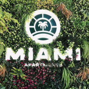 Hotel Miami Apartments cazare San Giljan