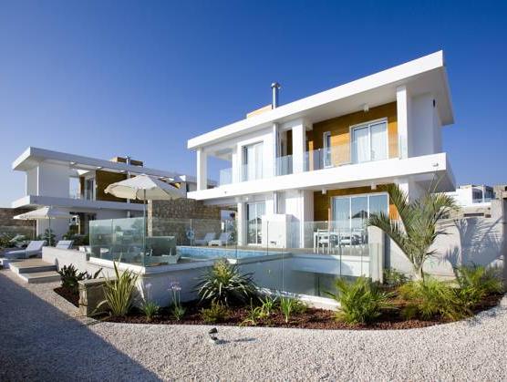 Paradise Cove Luxurious Beach Villas
