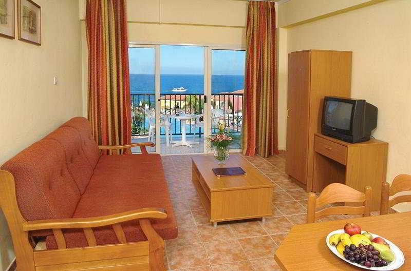 dal travel Mare Paphos
