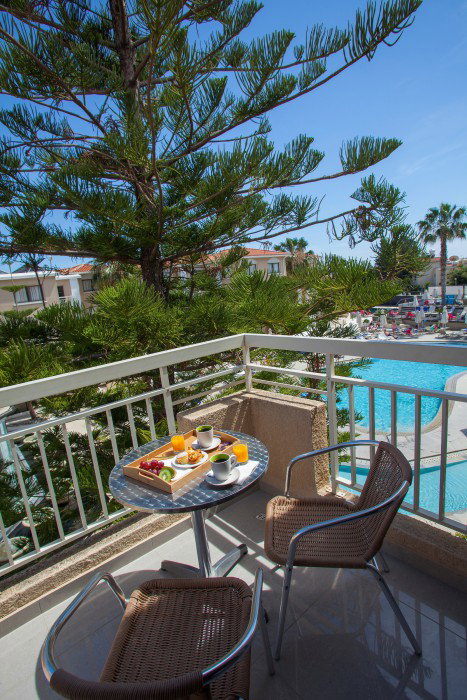 dal travel King Jason Paphos - Designed For Adults By Louis Hotels
