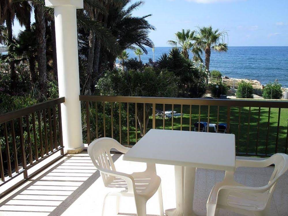 dal travel Rododafni Beach Apartments