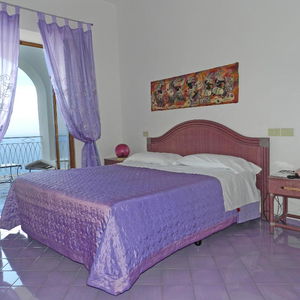 Hotel Hotel Holiday cazare Praiano