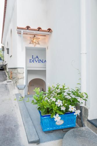 La Divina Amalfi Coast