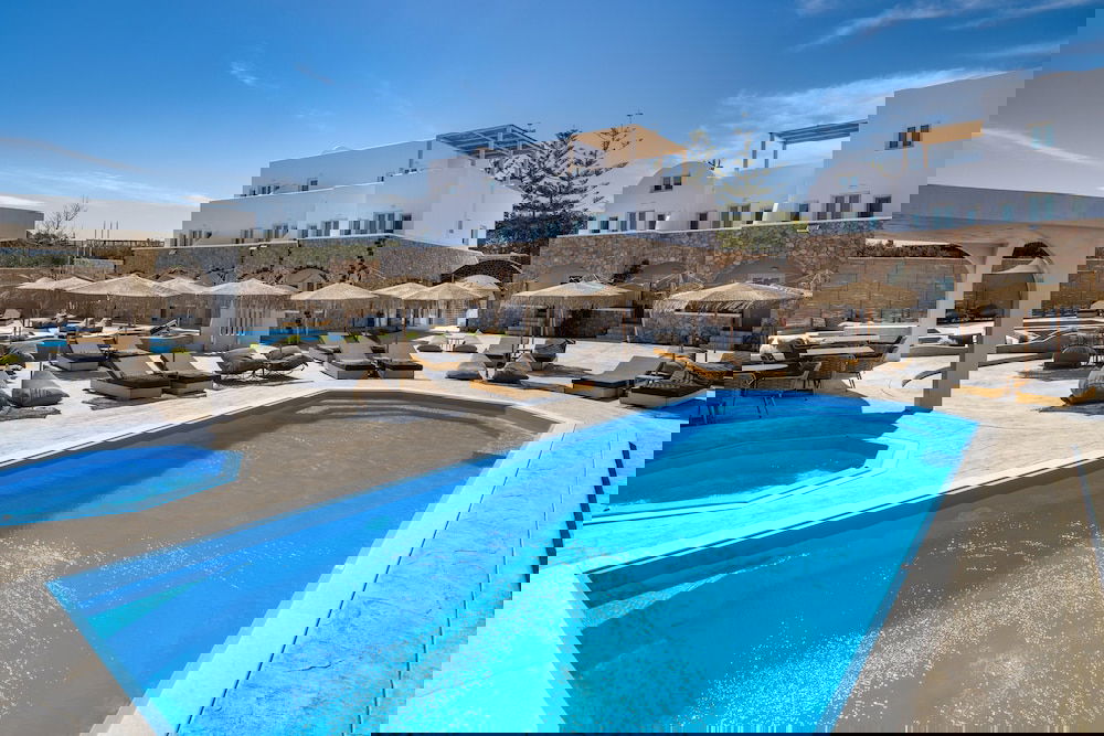 Hotel Aelia Luxury Suites