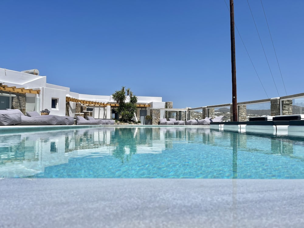 Crystal Suites