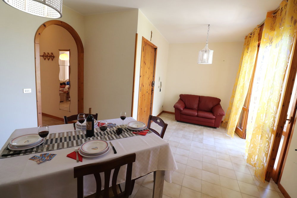 Hotel In Good Location And With Balcony - Casa Vacanze Nicole In Salento