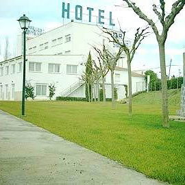 Hotel Vilobi cazare Girona