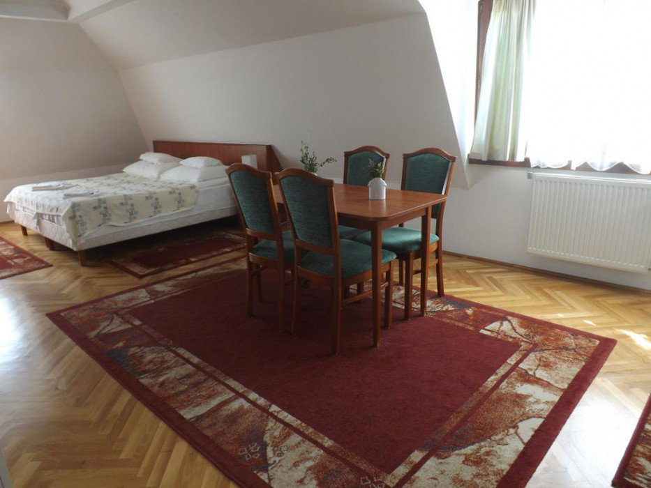 Helios Hotel Pension