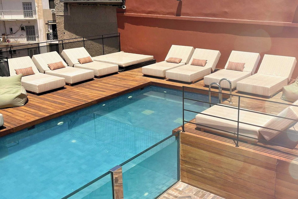Anise Hotel